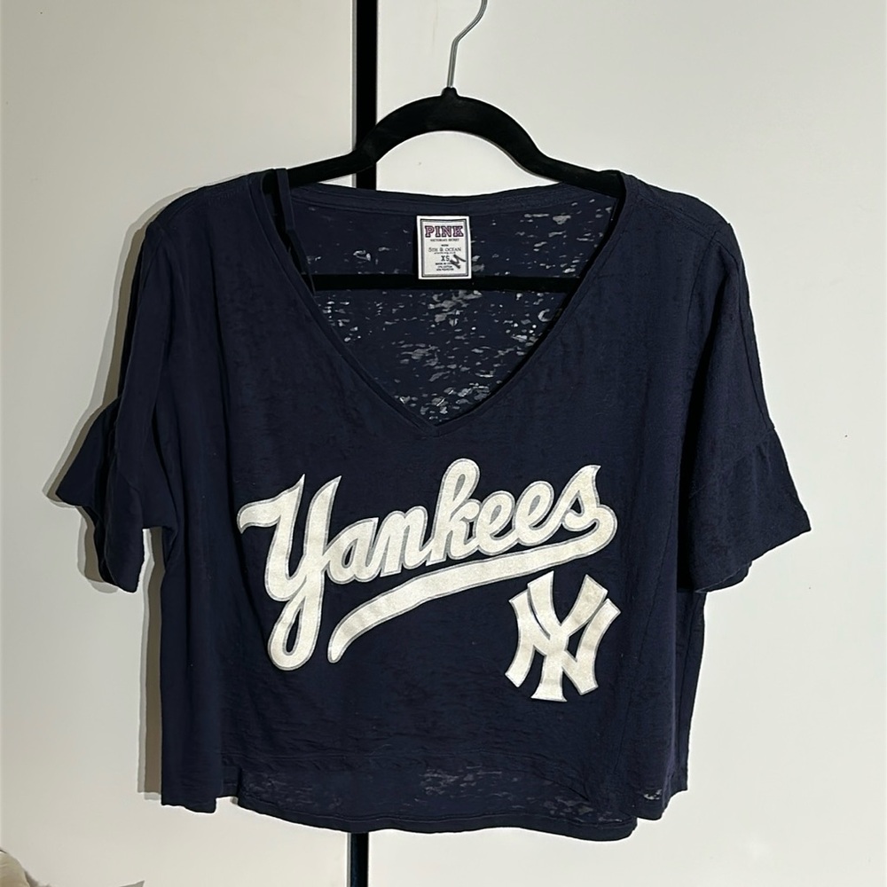 Victoria’s Secret PINK Yankees shirt